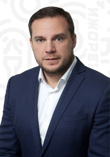 Гопаченко Сергей Сергеевич (Заместитель директора по административно-хозяйственной работе)